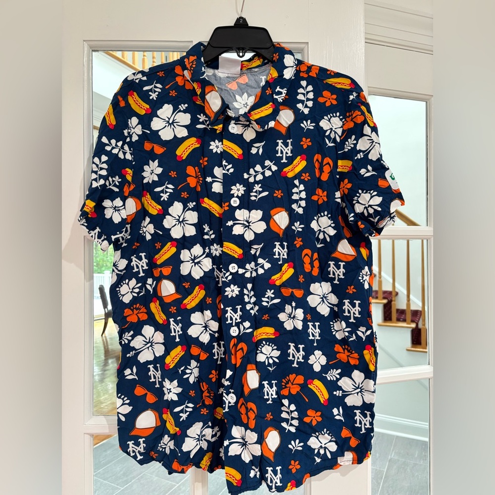 NY Mets summer hot dog, floral short sleeve button down size Large